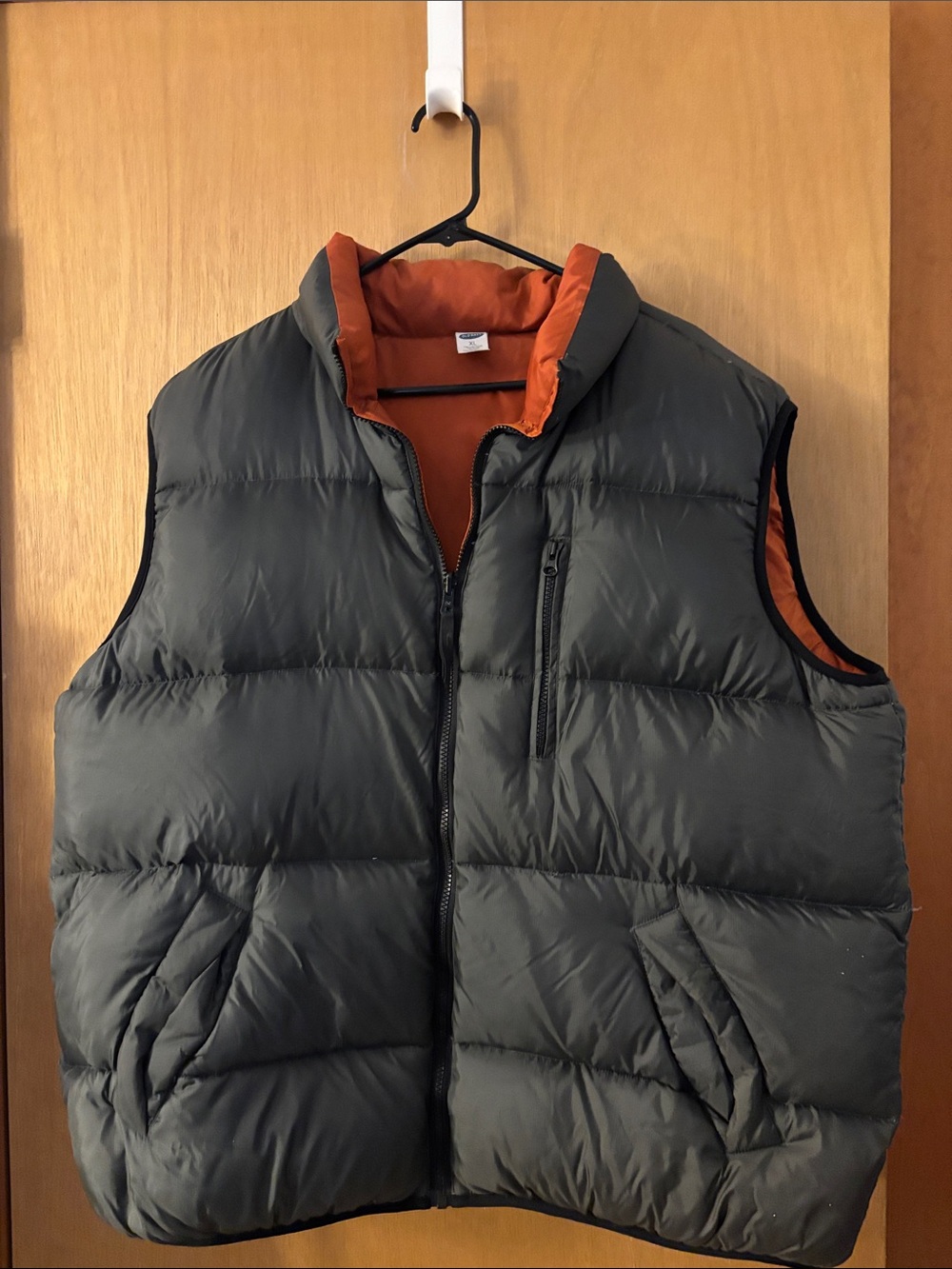 Men's down Puffer Vest - Gray with Orange Trim